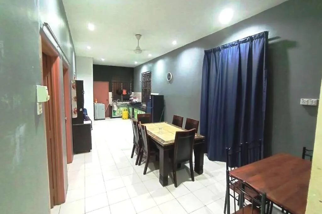別荘 Homestay Ksb 448, Kuala Sungai Baru, Melakaクアラルンプール マレーシア